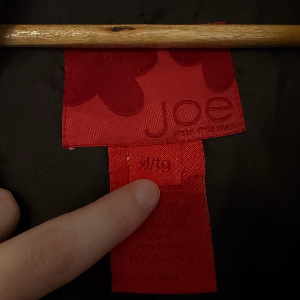 Joe Fresh Mid Length Puffer - Picture 5 of 5